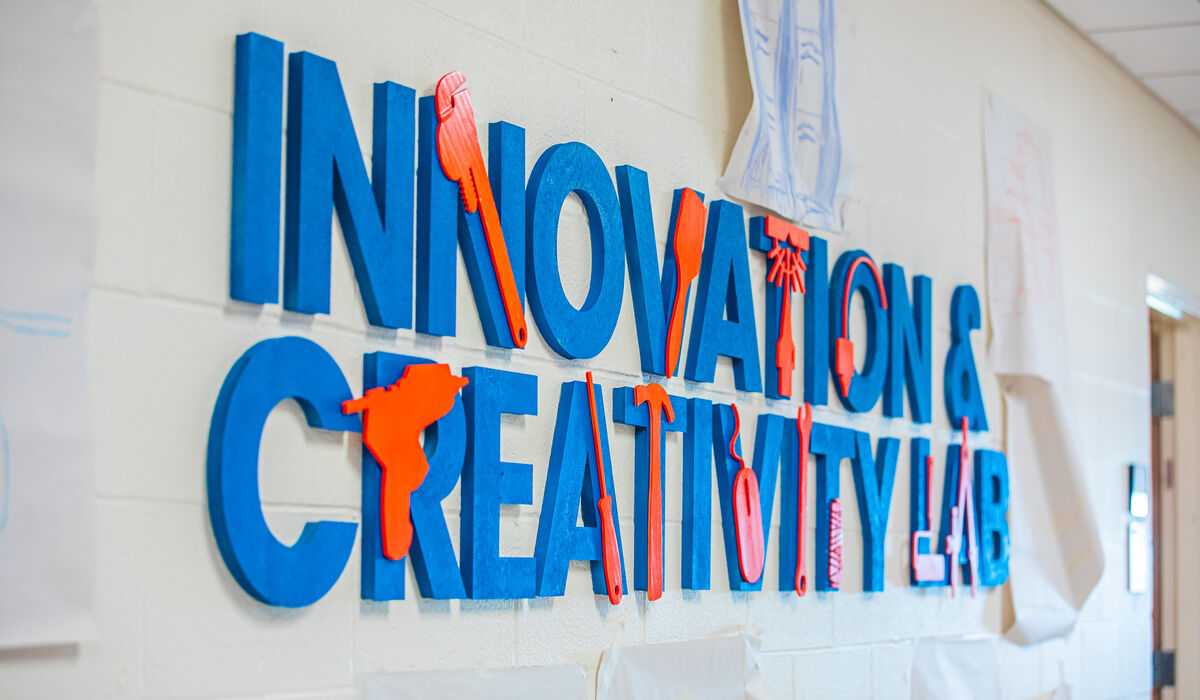 College honors Jack Rogers ’51 with Innovation and Creativity Lab naming