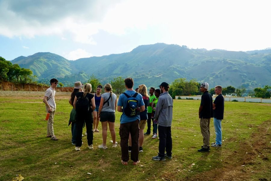 EI Fellows study climate change's impact on agriculture in the Dominican Republic.